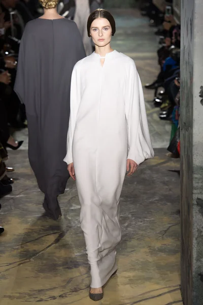 Look 26